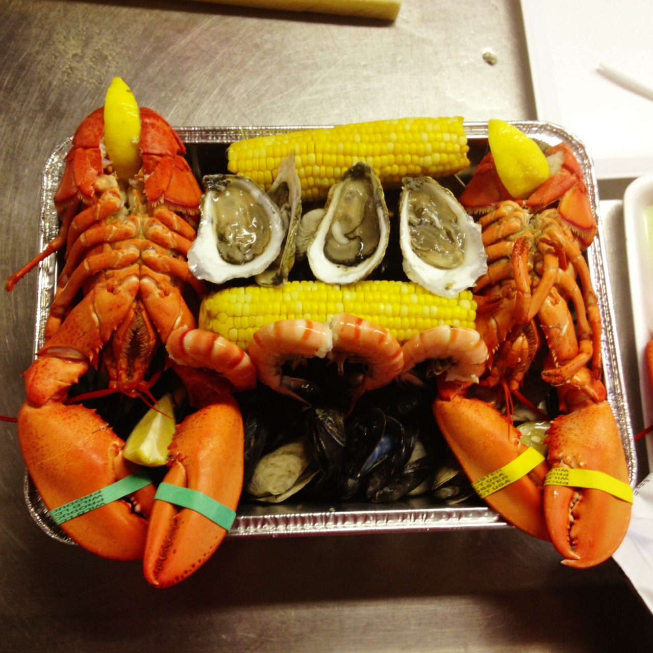 Young&#39;s Lobster Pound – Maine Seafood Feast – It&#39;s just the booze dancing…